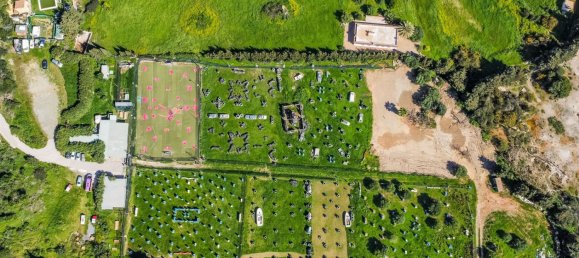  Land in Estepona, Spain No. 150131 3