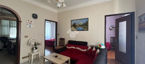 4 rooms Apartment in Genoa, Italy No. 78147 4
