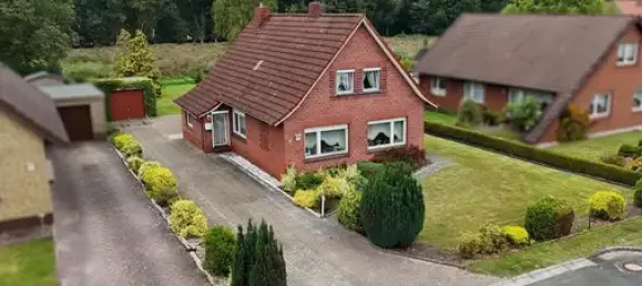 4 bedrooms House in Leer, Germany No. 286132 2