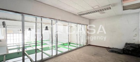184m² Commercial property in Badalona, Spain No. 159818 22