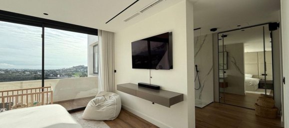 Adosado de 4 dormitorios en La Quinta, Spain No. 118353 32