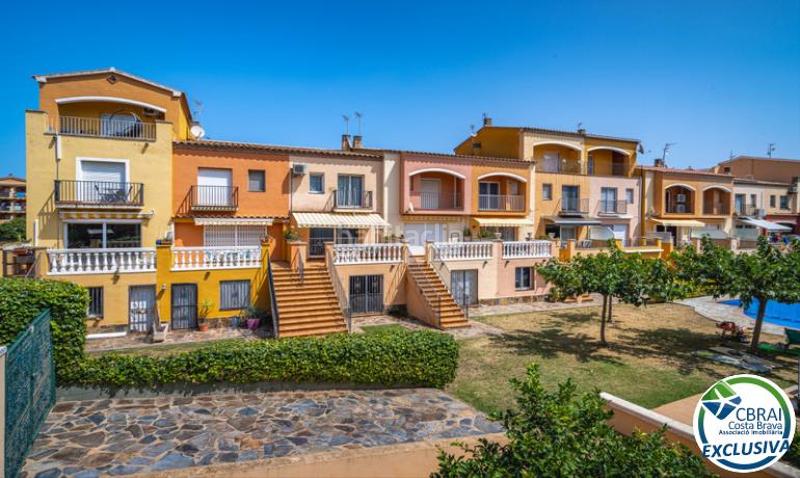 3 bedrooms Villa in Empuriabrava, Spain No. 218428