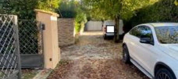 11 rooms House in Pietrasanta, Italy No. 197039 2