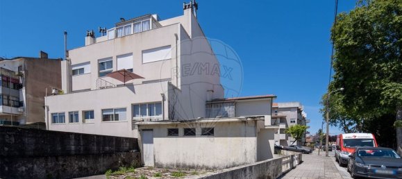 4 bedrooms House in Sao Mamede de Infesta, Portugal No. 23843 16