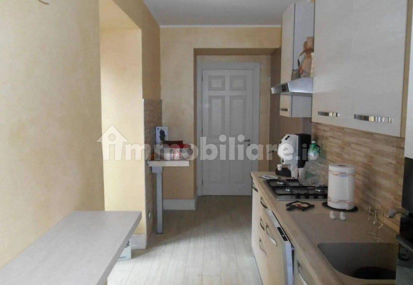 5 bedrooms Apartment in Naples, Italy No. 376251