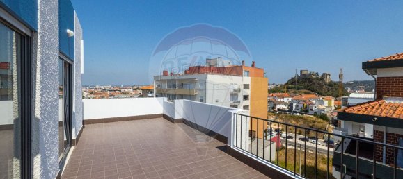 6 غرف نوم شقة في Leiria, Portugal رقم 74426 23