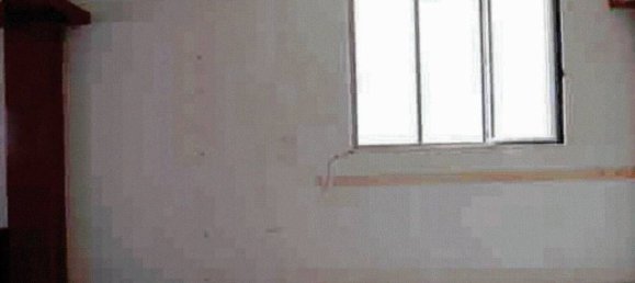 572m² Commercial property in Rapagnano, Italy No. 378115 2