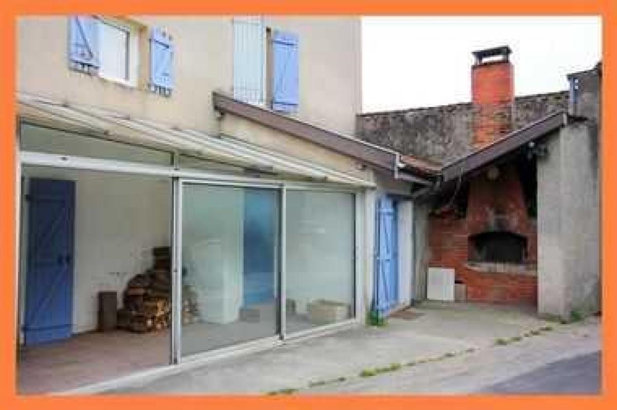 3 chambres Condo à Dagneux, France No. 34017