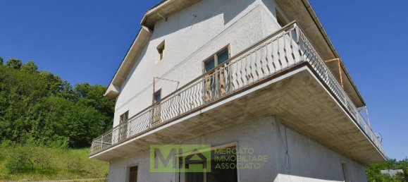 10-Zimmer Haus in Montefalcone Appennino, Italy, Nr. 121638 8