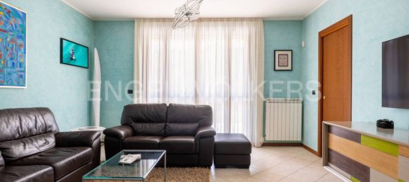3 bedrooms Apartment in Brenta, Italy No. 280200 7