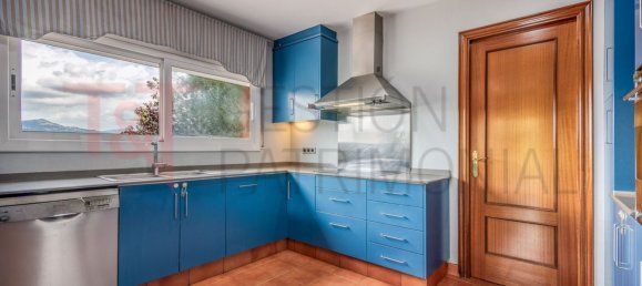 3 bedrooms House in Santa Eulalia De Roncana, Spain No. 169863 4