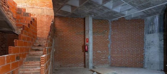 113m² Commercial property in Venturada, Spain No. 94143 14