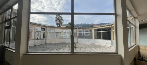 Коммерческая недвижимость 21м² в Виана ду Каштелу, Португалия № 90726 13