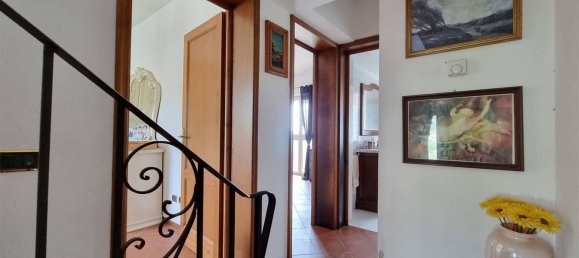 Villa de 8 divisões em Massarosa, Italy N.º 211003 18