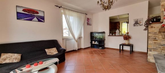 Villa de 8 divisões em Massarosa, Italy N.º 211003 22