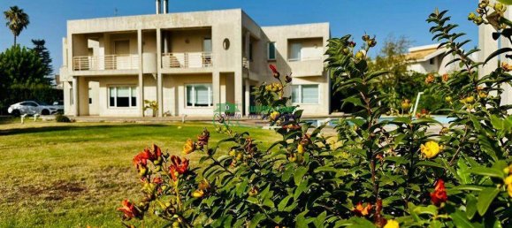12 bedrooms Villa in Ragusa, Italy No. 310407 10