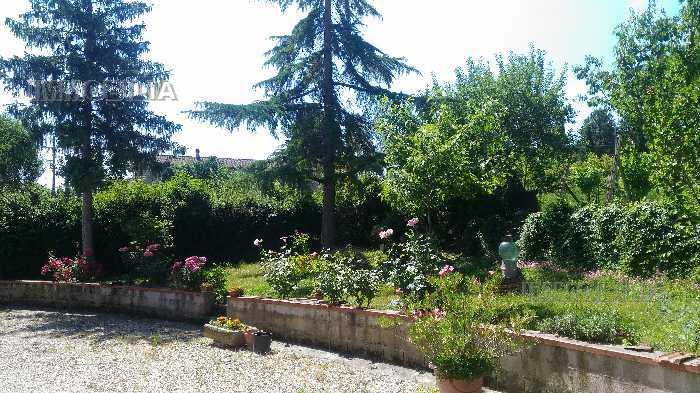 5 rooms House in Citerna, Italy No. 106610