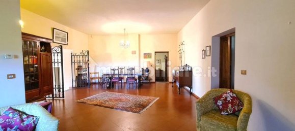 5 bedrooms Villa in Vaglia, Italy No. 262318 3