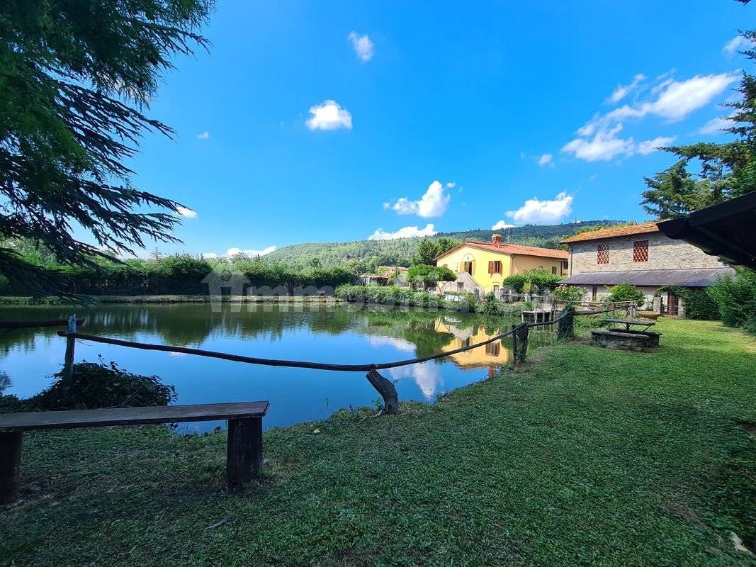 5 bedrooms Villa in Vaglia, Italy No. 262318