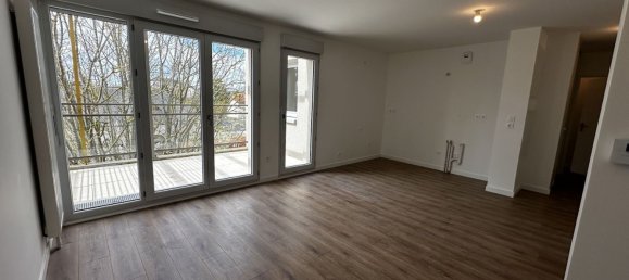 3 Schlafzimmer Wohnung in Saint-Jean-de-Braye, France, Nr. 68972 2