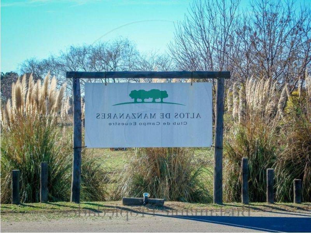  Land in Pilar, Argentina No. 111337