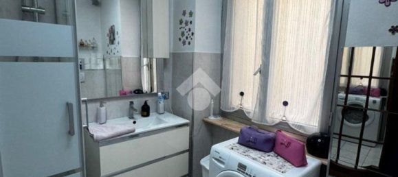 3 bedrooms Apartment in Genoa, Italy No. 372748 4