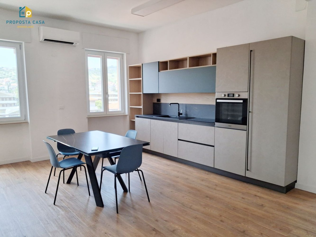 Apartamento de 3 habitaciónes en Silvi, Italy No. 279347