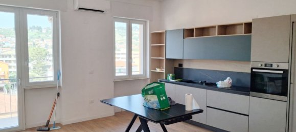 Apartamento de 3 habitaciónes en Silvi, Italy No. 279347 14