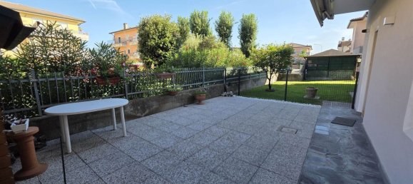 4 Schlafzimmer Wohnung in Rosolina, Italy, Nr. 358276 10