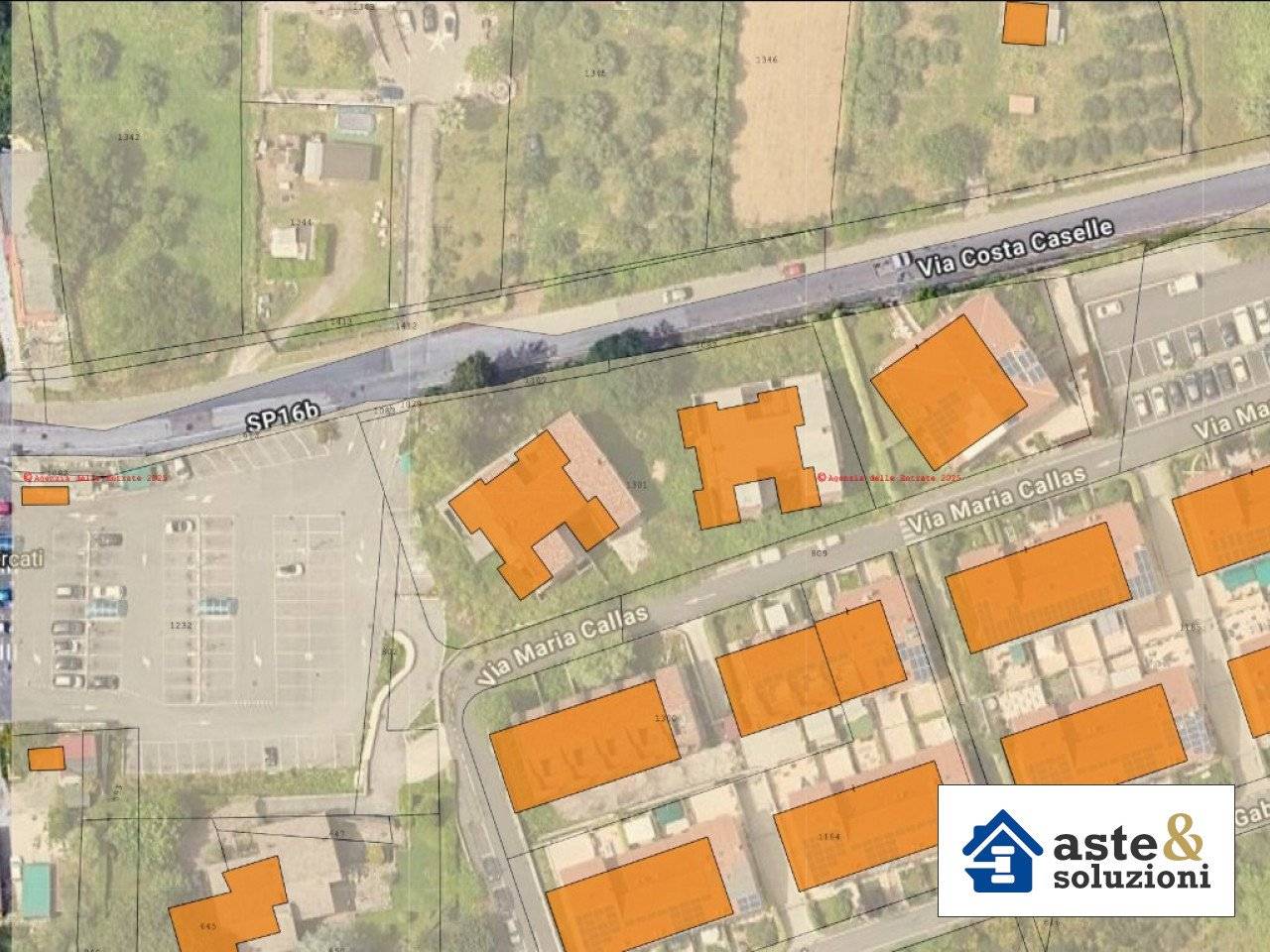 5 bedrooms Apartment in Marino, Italy No. 390249