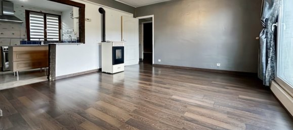 Apartamento de 4 dormitorios en Revin, France No. 237242 3