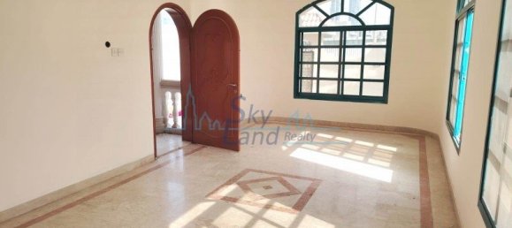 6 bedrooms Villa in Jumeirah, UAE No. 64946 11