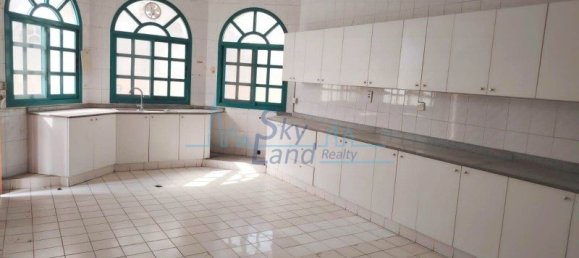 6 bedrooms Villa in Jumeirah, UAE No. 64946 9