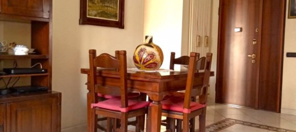 3 bedrooms Apartment in Naples, Italy No. 32099 13