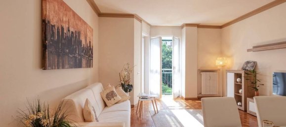 1 bedroom Apartment in Milan, Italy No. 332163 2