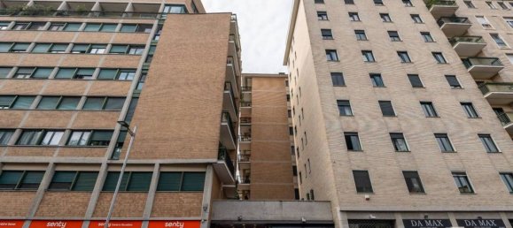 1 bedroom Apartment in Milan, Italy No. 332163 25