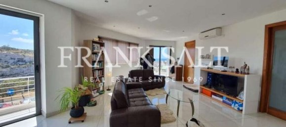 Apartamento de 2 dormitorios en Mellieha, Malta No. 7781 2