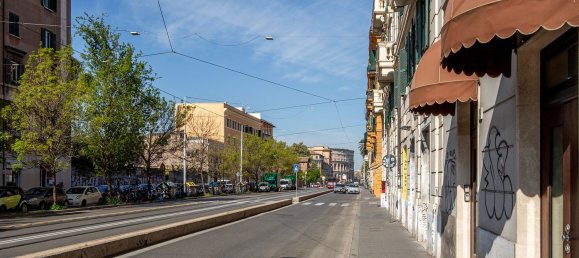 3 bedrooms Apartment in Rome, Italy No. 380338 24