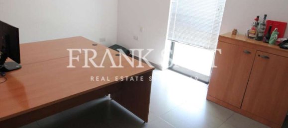 Bureau à Gzira, Malta 179m² No. 13008 6