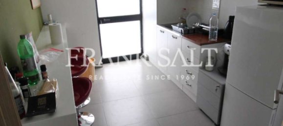 Bureau à Gzira, Malta 179m² No. 13008 4