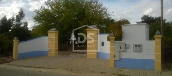 Отель, гостиница 1224м² в Бенавенти, Португалия № 140943 4