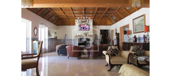 Отель, гостиница 1224м² в Бенавенти, Португалия № 140943 9