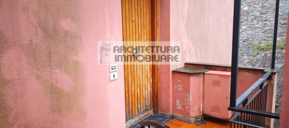 4-salle Appartement à Varazze, Italy No. 218994 15