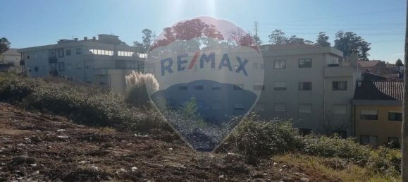 615m² Land in Pacos de Brandao, Portugal No. 86737 3