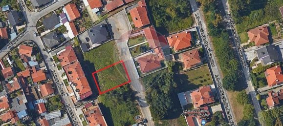 615m² Land in Pacos de Brandao, Portugal No. 86737 2