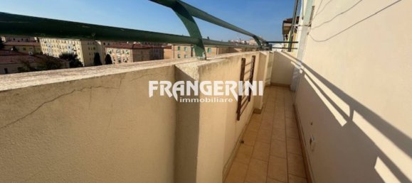 2 bedrooms Apartment in Livorno, Italy No. 273472 7