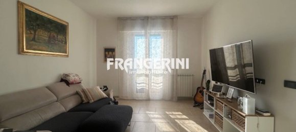 2 bedrooms Apartment in Livorno, Italy No. 273472 2