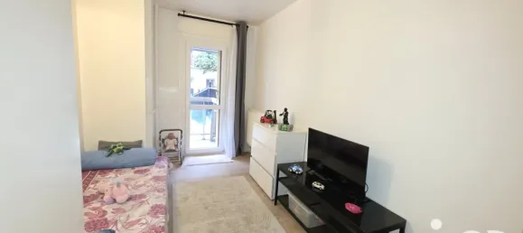 2 bedrooms Apartment in Bondy, France No. 321562 9