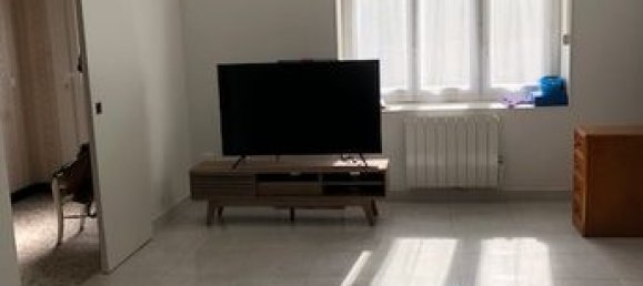 2 Schlafzimmer Haus in Vienne, France, Nr. 313685 10