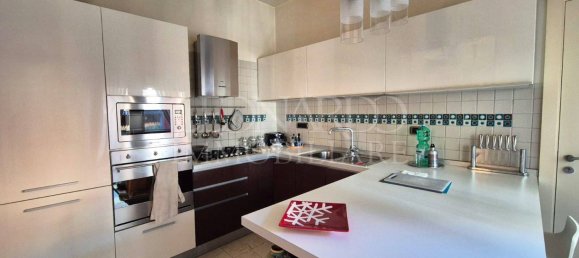 Квартира с 2 спальнями в Неаполь, Италия № 296255 8